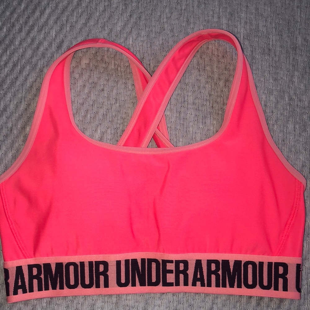 Hot pink underarmour sports bra